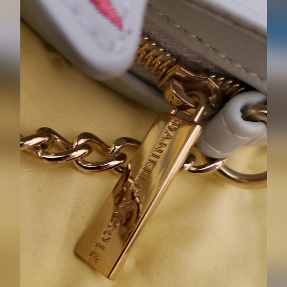 Disney Danielle Nicole Crossbody Disneyland Castle Purse - Picture 7 of 8